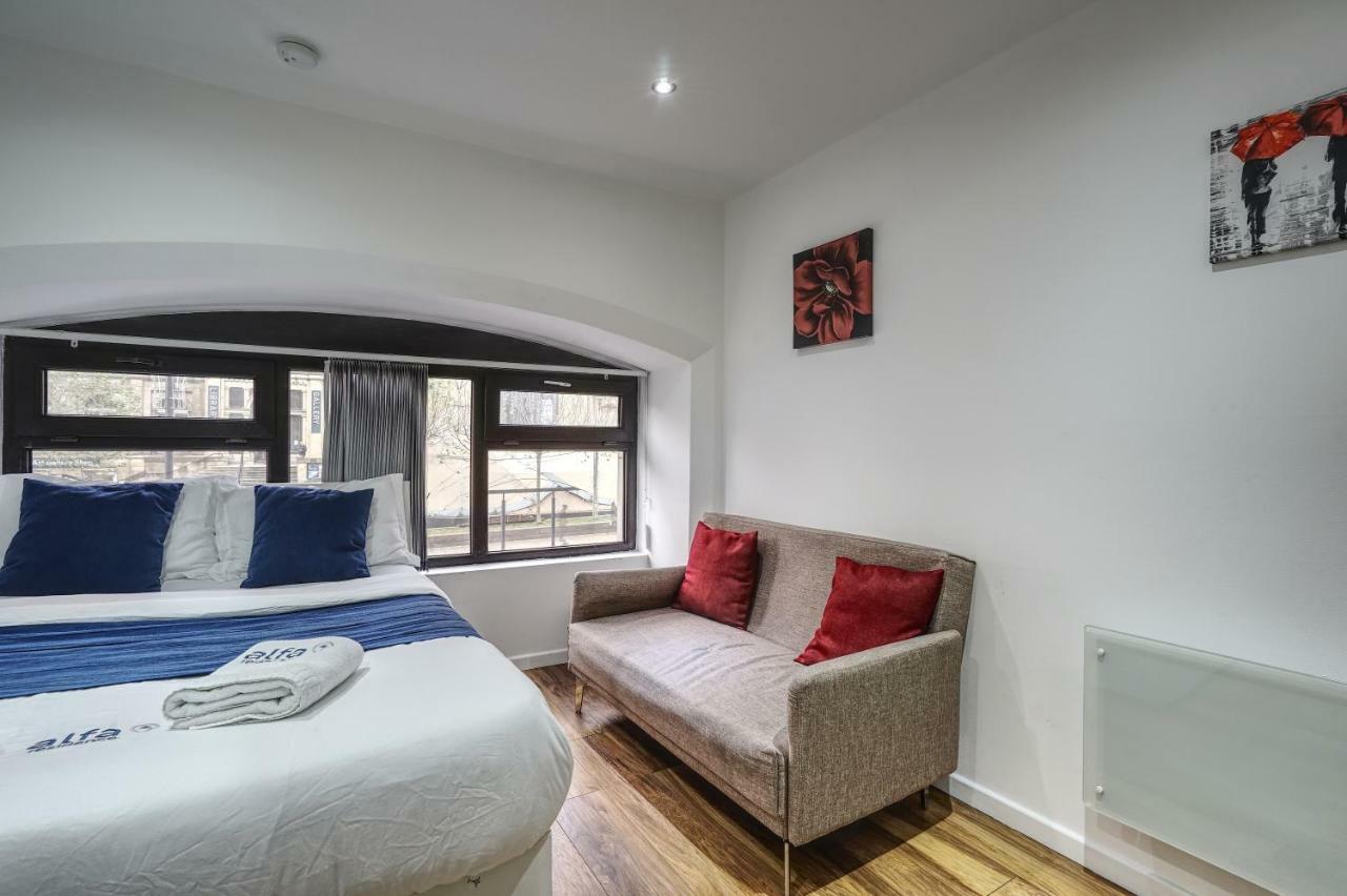 Victoria House Apartments Лийдс Екстериор снимка